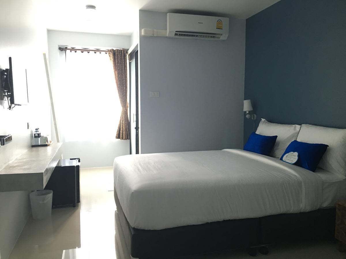 U Sleep Chiangmai Hotel Chiang Mai Exterior photo