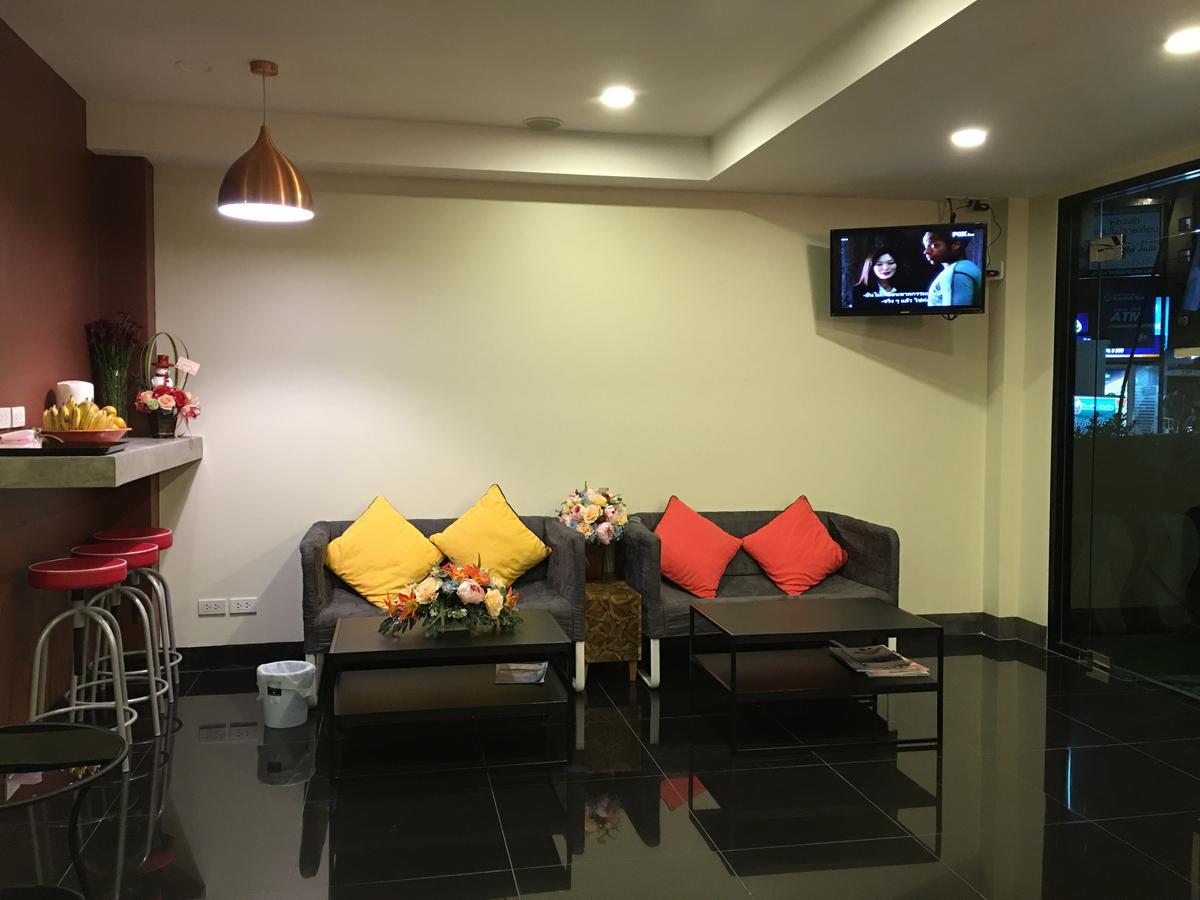 U Sleep Chiangmai Hotel Chiang Mai Exterior photo